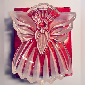 GORHAM CRYSTAL 2004 to 2010, Holiday Traditions, Angel of Peace Candy Dish (Box)